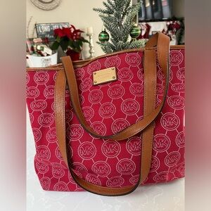 Michael Kors pocketbook